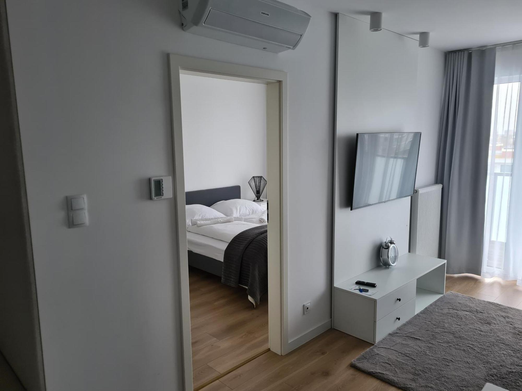 Nowy Apartament: Beachside Comfort with Modern Amenities Kolobrzeg Exterior photo